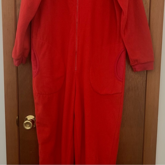 Women’s M NICK & NORA Red Fleece Sock Monkey One Piece Footed Pajamas Cute EXC - Picture 3 of 13
